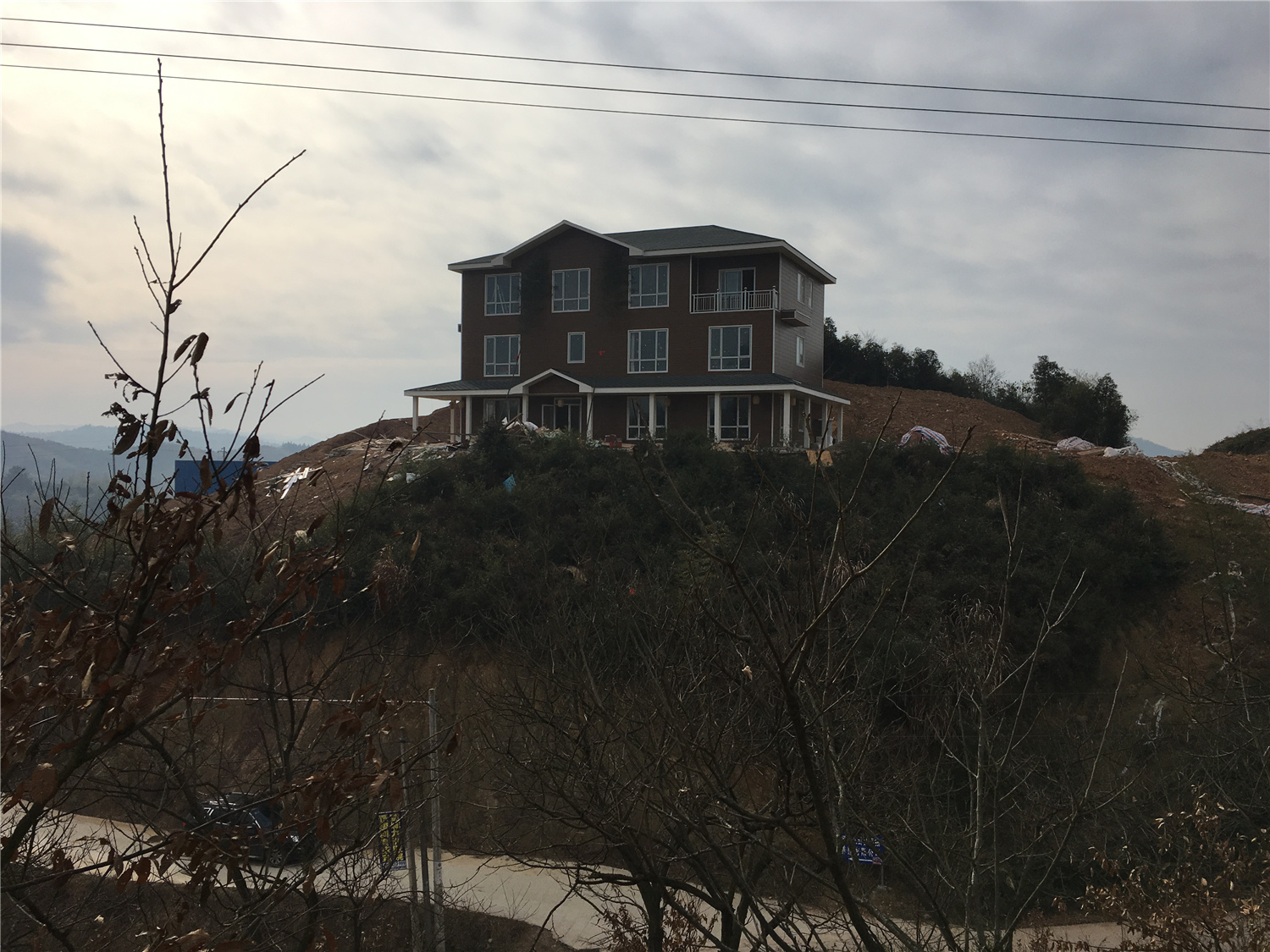 實拍鴻路輕鋼別墅案例——寧國市568㎡三層別墅